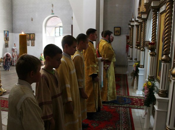 Епископ Вениамин  возглавил вечернее богослужение в кафедральном соборе святого Александра Невского г. Марьина Горка