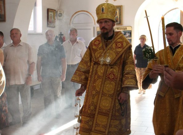 Епископ Вениамин  возглавил вечернее богослужение в кафедральном соборе святого Александра Невского г. Марьина Горка